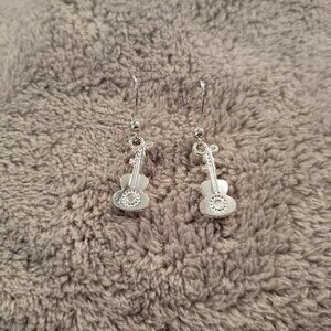 Acoustic Guitar Womens Earrings One Pair Music Silver Tone Alloy Band E90E